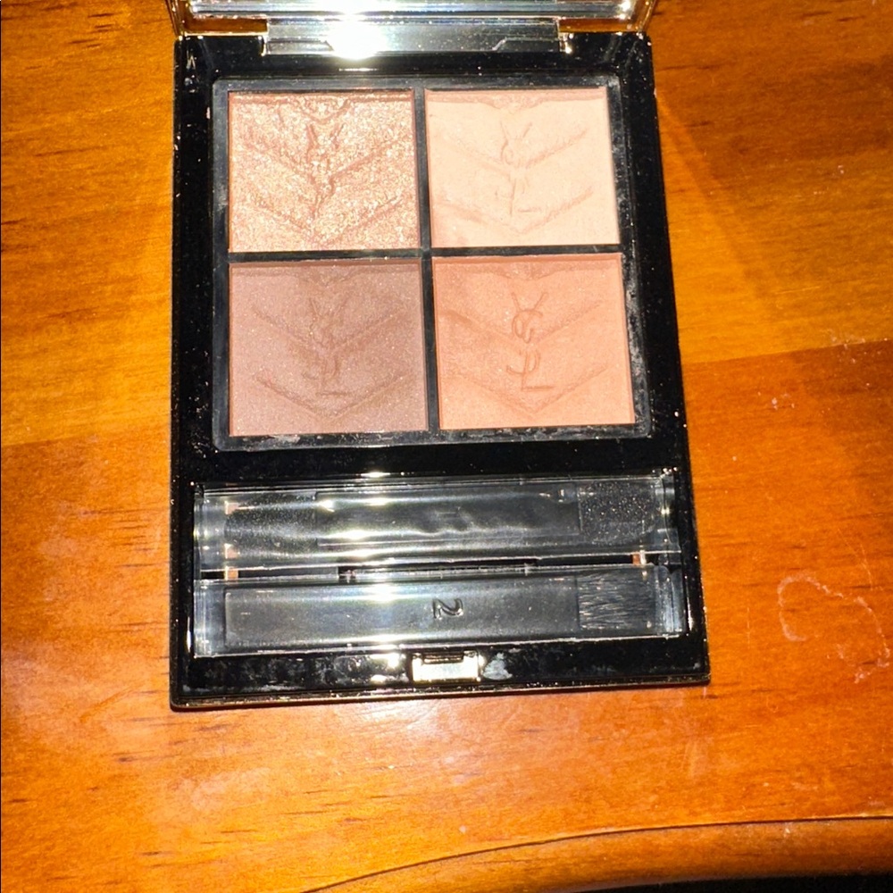 Yves Saint Laurent NWOT Couture Mini Clutch eyeshadows – Kasbah spices